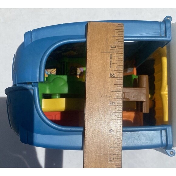 Fisher Price Little People 2015 Songs & Sounds Camper Van Foldable RV Working! - Picture 10 of 13